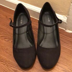 Torrid size 11w black suede wedges